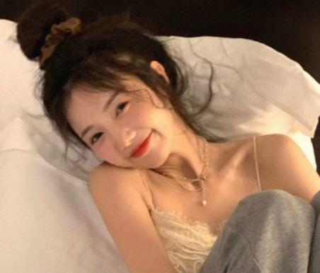 用潸然泪下造句大全