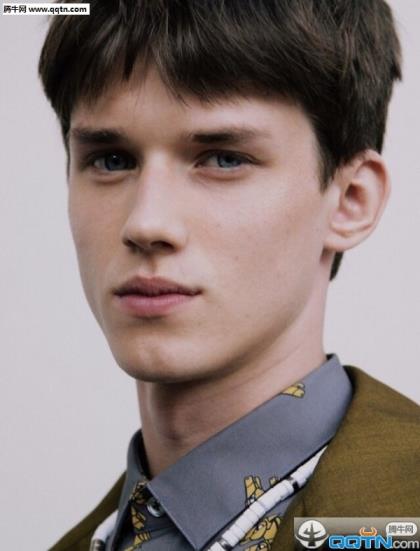 晚上加班的励志说说