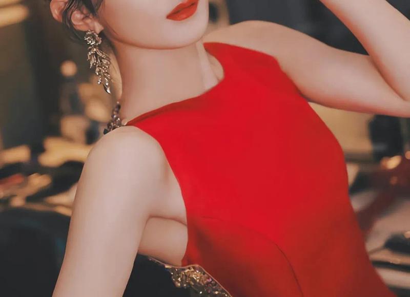 适合一人自拍的抖音文案（适合一个人拍的抖音文案）