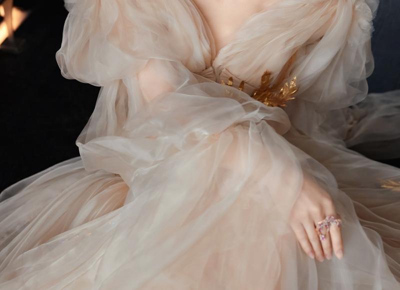 吸引人点击的抖音文案孩中视频计划是三个平台