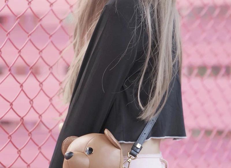 鼓励人开心的文案(鼓励人开心的文案简短)