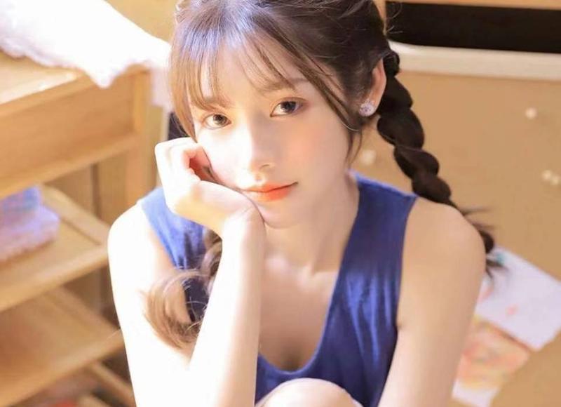 抖音文案word（抖音文案我的女孩终究是马不停蹄的长大了）