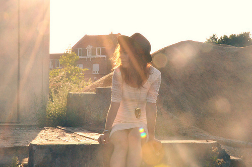 描写被强吻的句子 被女朋友强吻的说说(45句)