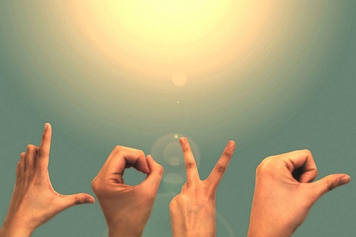 给自己女儿生日祝福语发朋友圈女儿生日感言(精选20句)