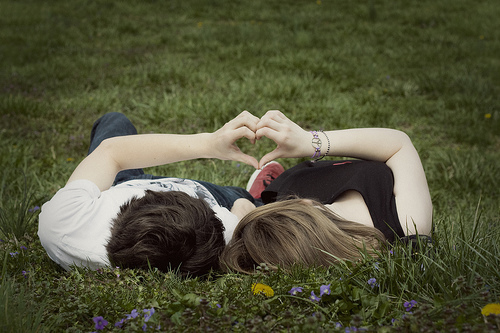 冬天夜晚散步搞笑说说 出来散步的搞笑说说(精选53句)