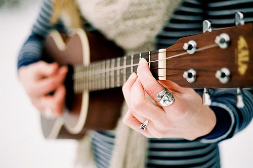 天气太热发朋友圈幽默说说(天气热的说说搞笑话)