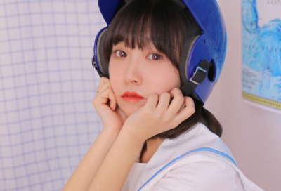 ​描写女性外貌的句子41句