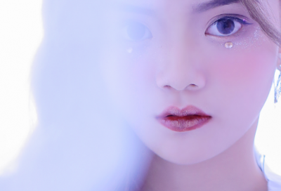 ​描写神态认真的句子29句